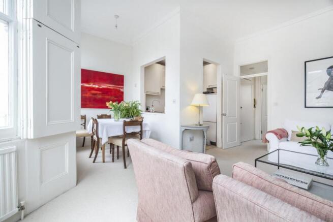 Lettings Brook Green Blythe Road - Reception 2.jpg