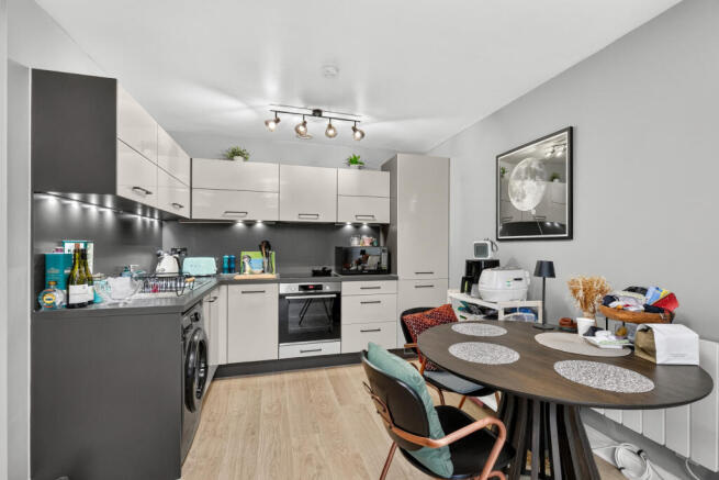 Ashville Way, Wokingham, RG41 photo 4
