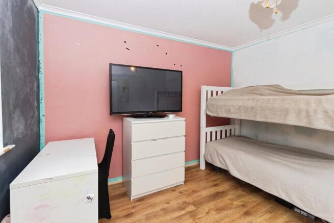 2 bed Semi-Detached for sale Image 11