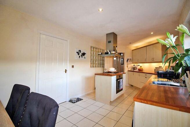 KITCHEN/DINER