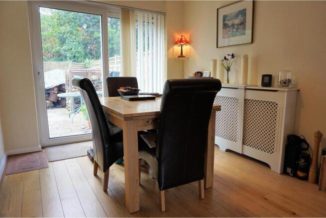 Lounge/Dining Room