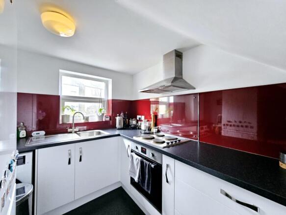 1 bed Flat for sale Image 5