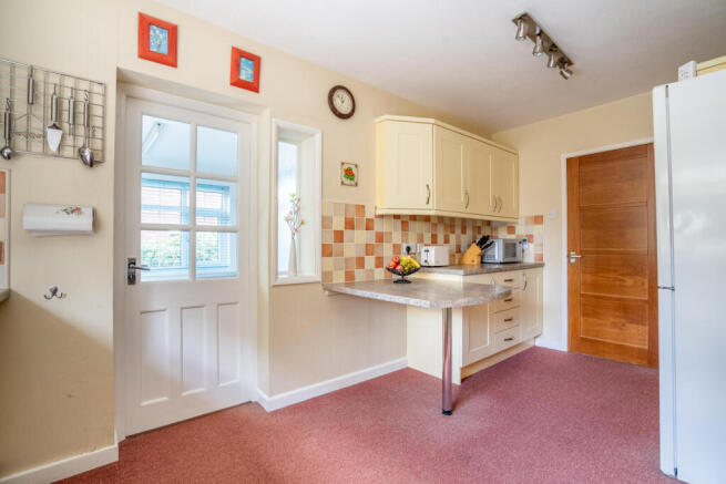 3 bed Detached for sale Image 5