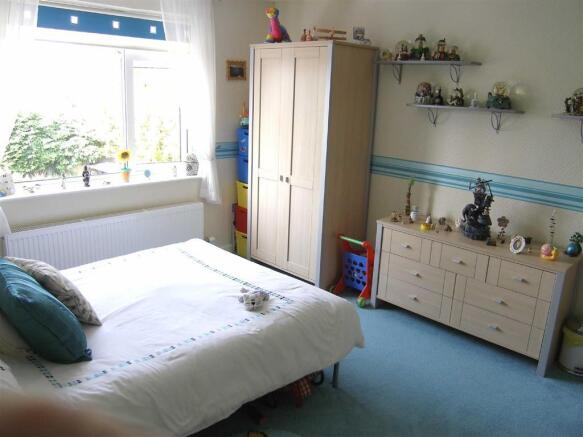 BEDROOM 2: