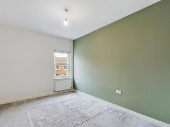 2 bed Flat to rent Image 8