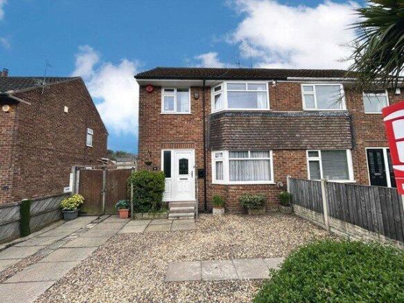 3 bed Semi-Detached for sale Image 8