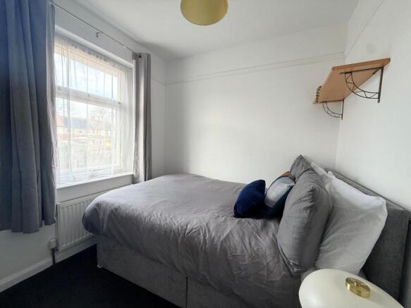 3 bed House to rent Image 9