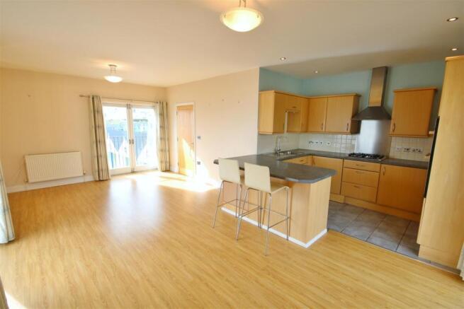 Lounge/Diner/Kitchen