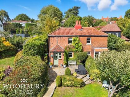 York Hill, Loughton, IG10