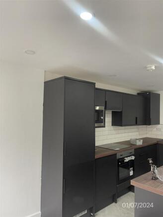 5 Bedroom terraced house Grangetown