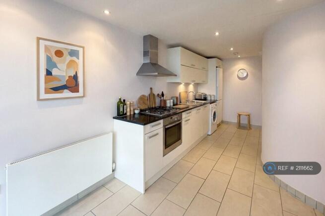 Kitchen (b)