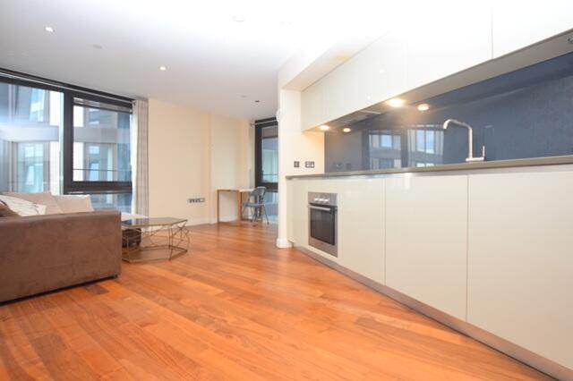 1 bed Apartment to rent Image 4