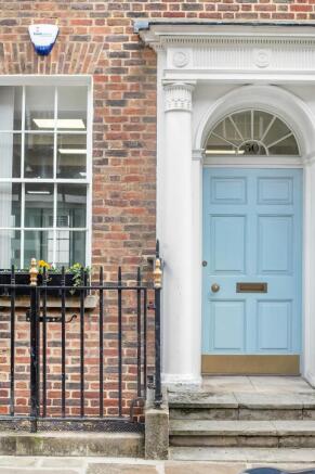 Private Entrance