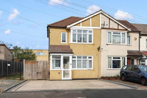 Conrad Drive, Worcester Park, KT4