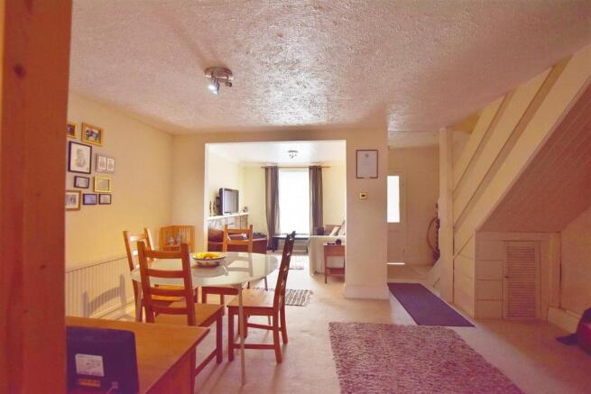 dining room 1.jpg