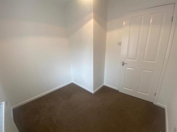 3 bed End of Terrace to rent Image 11