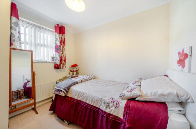 2 bed Flat for sale Image 10