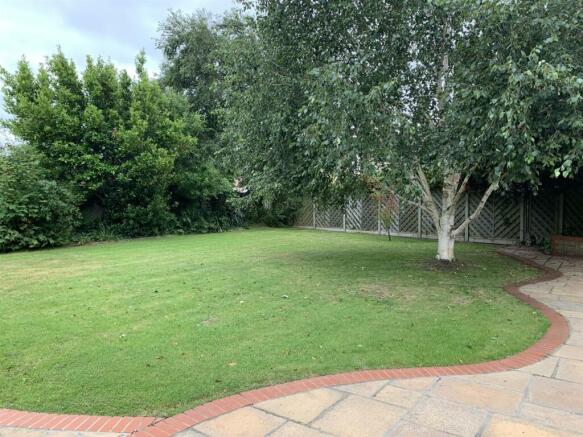 Garden1.jpg