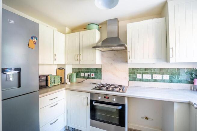 2 bed Semi-Detached for sale Image 4