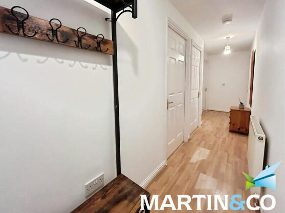 57310fd5-WhatsApp...