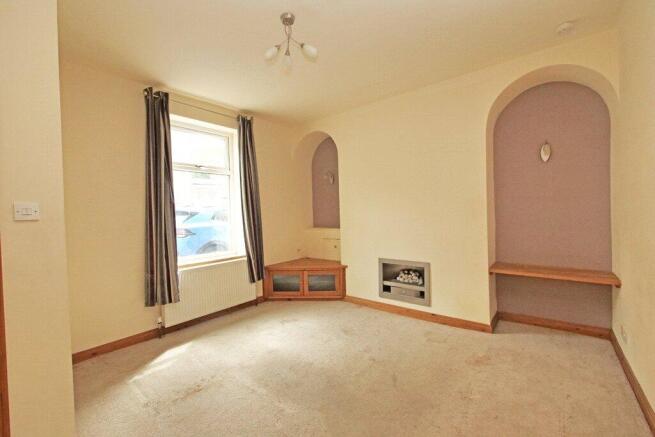 2 bed Terraced for sale Image 3