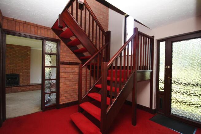 ENTRANCE HALLWAY