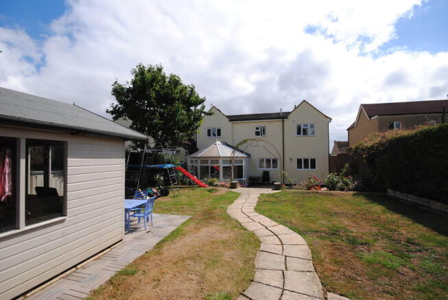 Photo 16