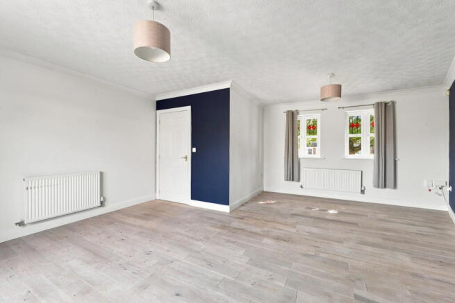 3 bed Semi-Detached for sale Image 7