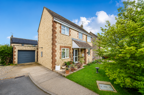24, Manor Orchard, Swindon SN6 6EA