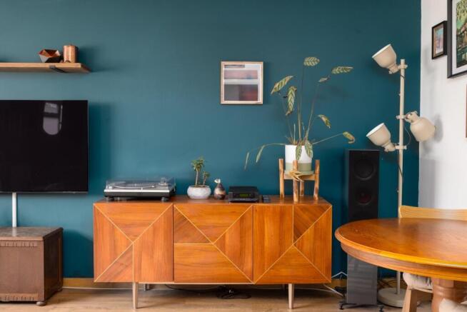 135 Wootton Road-10.jpg