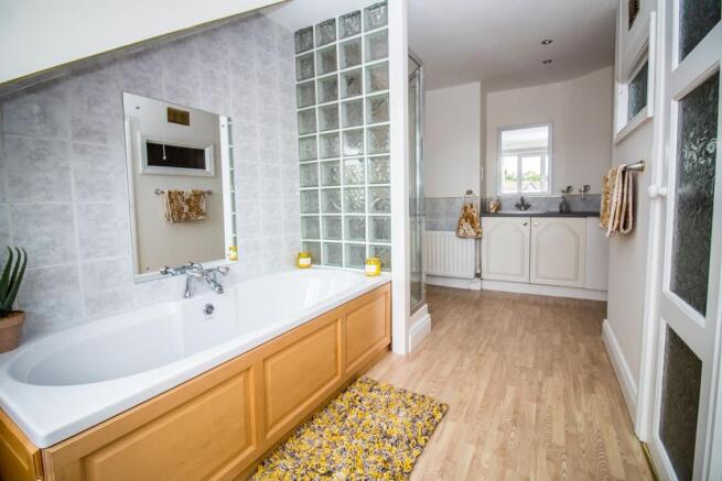 Bathroom p2