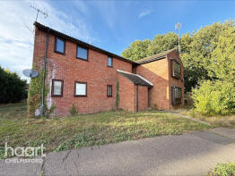 128, Henniker Gate, Chelmer Village, Chelmsford CM2 6SB