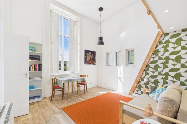 Living /Studio Room