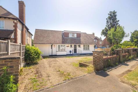Staines Road, Wraysbury, TW19