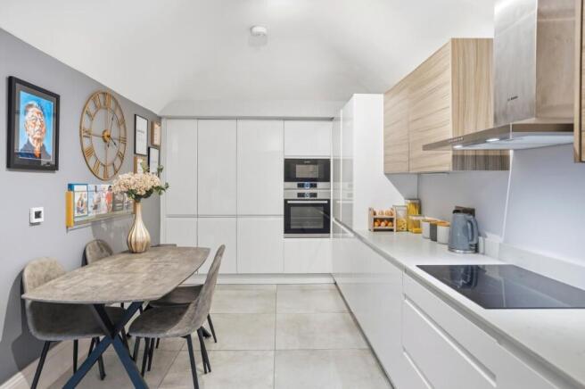 KarenMasseyPhotography_Flat1ClarendonRise-27.jpg