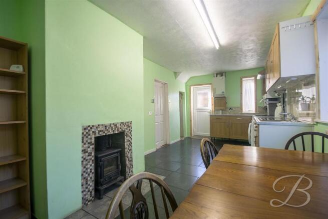 [] - 25 Mount Crescent_0439-HDR.jpg