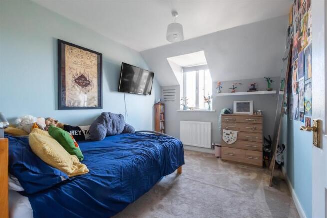 4 bed Town House for sale Image 7