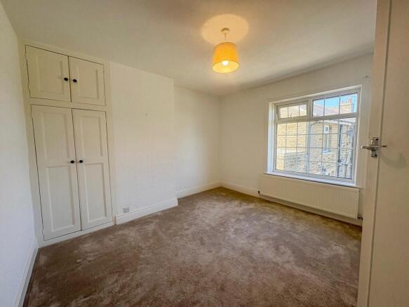 3 bed Semi-Detached to rent Image 7