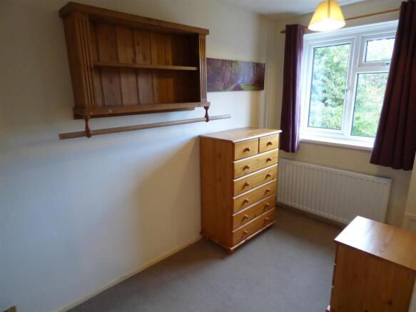 Bedroom 2.JPG