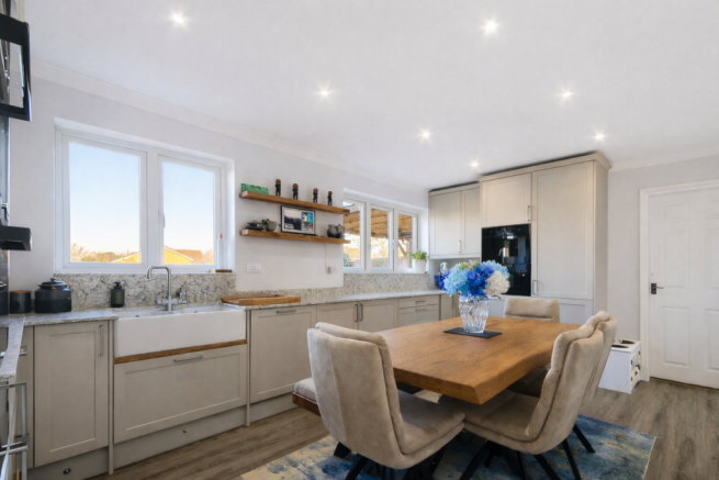 8a6ae604-1b57-452c-935a-2bf0ec279803