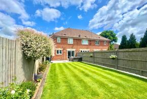 5, Tiggall Close, Reading RG6 7ES