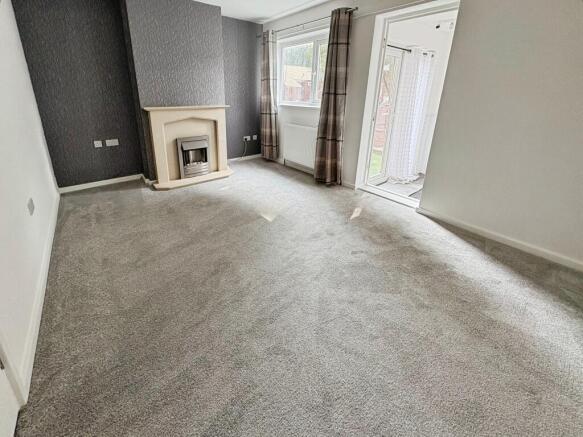 3 bed Terraced for sale Image 9