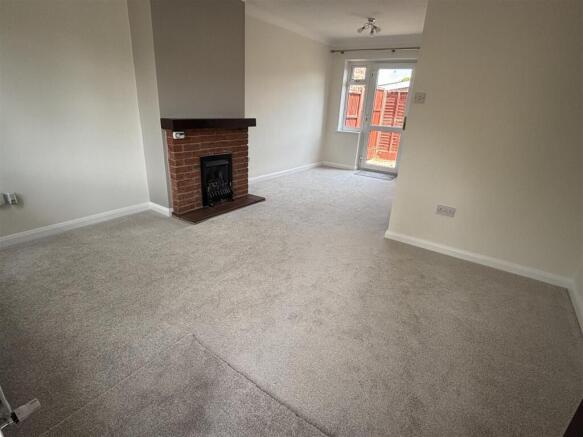 Lounge/Dining room