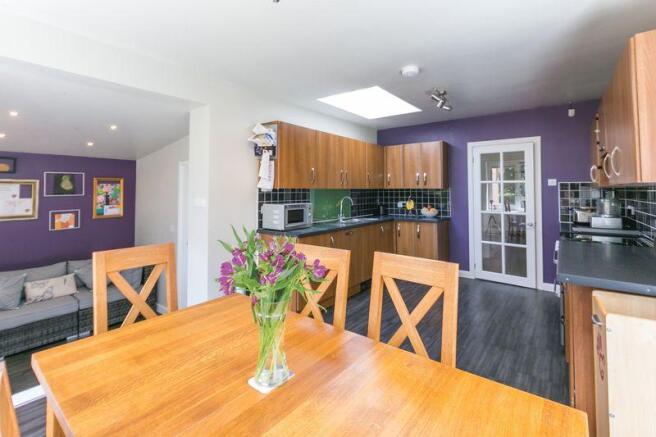 Kitchen diner