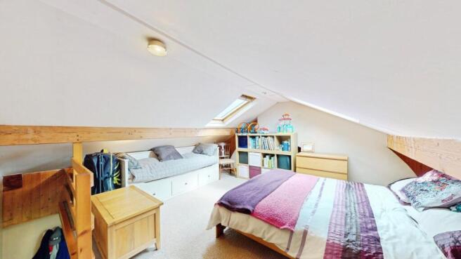 2 bed Terraced for sale Image 5