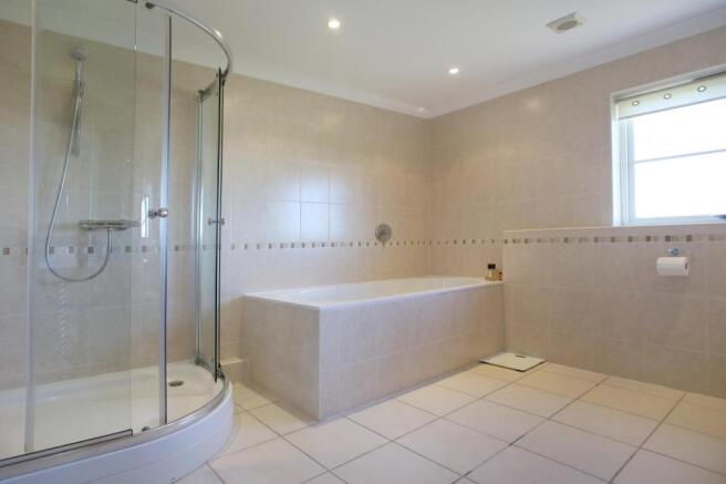 En-suite Bathroom