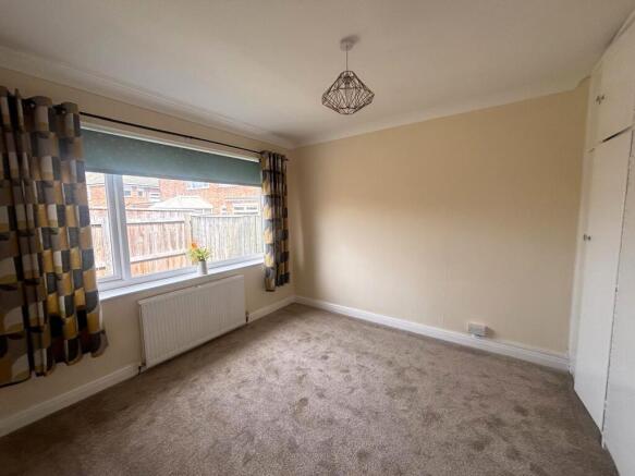 1 bed Terraced Bungalow to rent Image 4