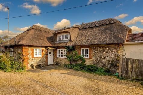 Station Road, Rustington, BN16