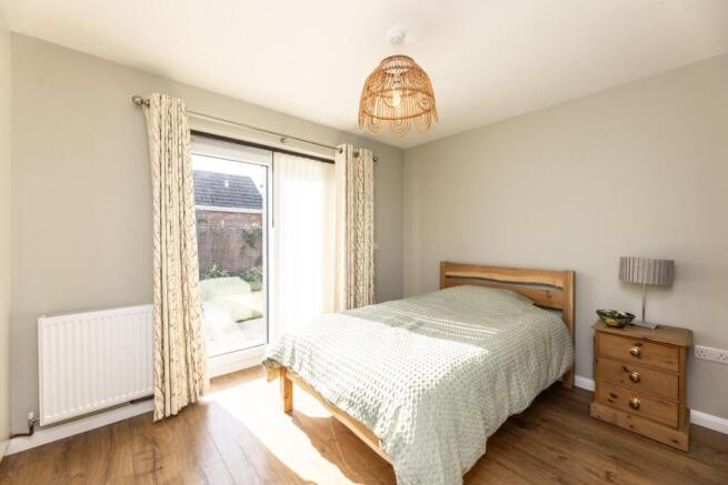 3 bed Detached Bungalow for sale Image 12