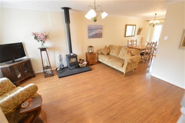 Lounge / Dining Room